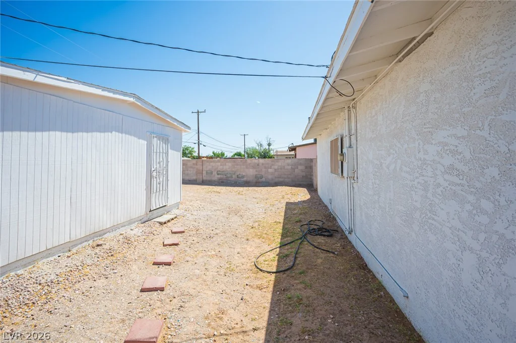 524 Alexander, Las Vegas, NV 89106