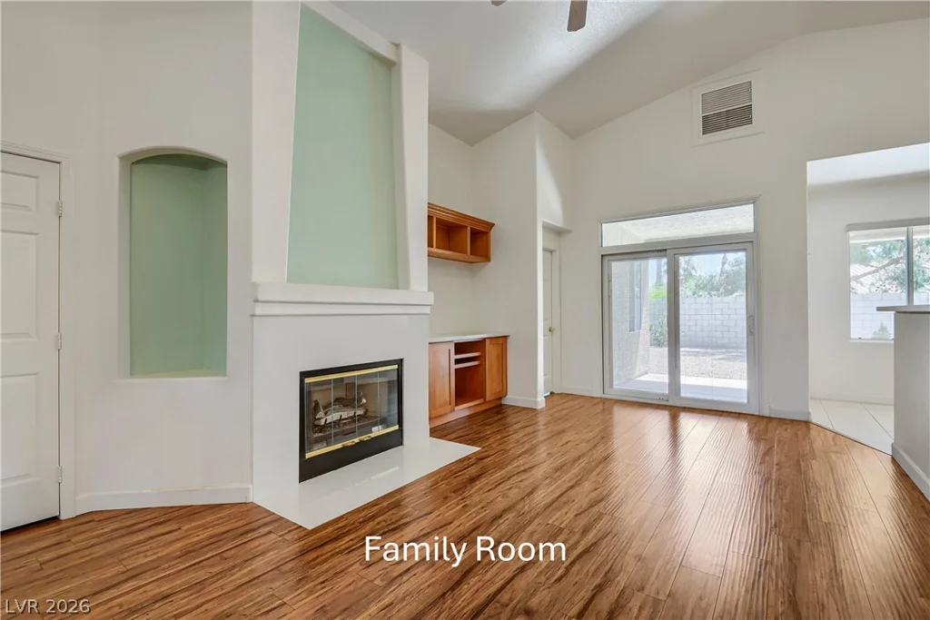 310 Dazzling, Henderson, NV 89012