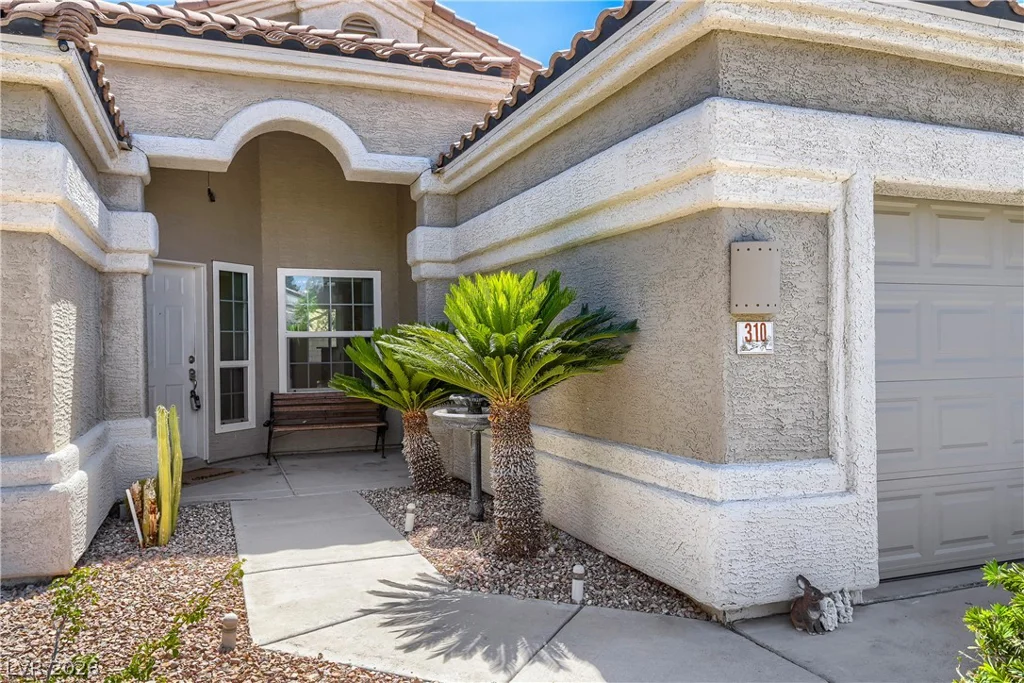 310 Dazzling, Henderson, NV 89012