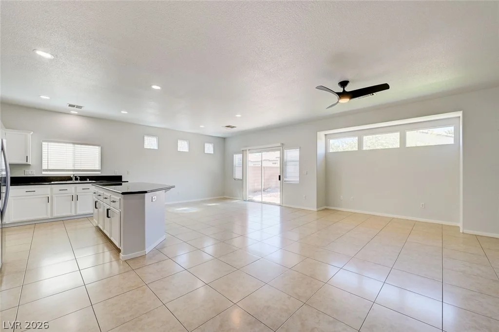 4126 Farmdale, North Las Vegas, NV 89031