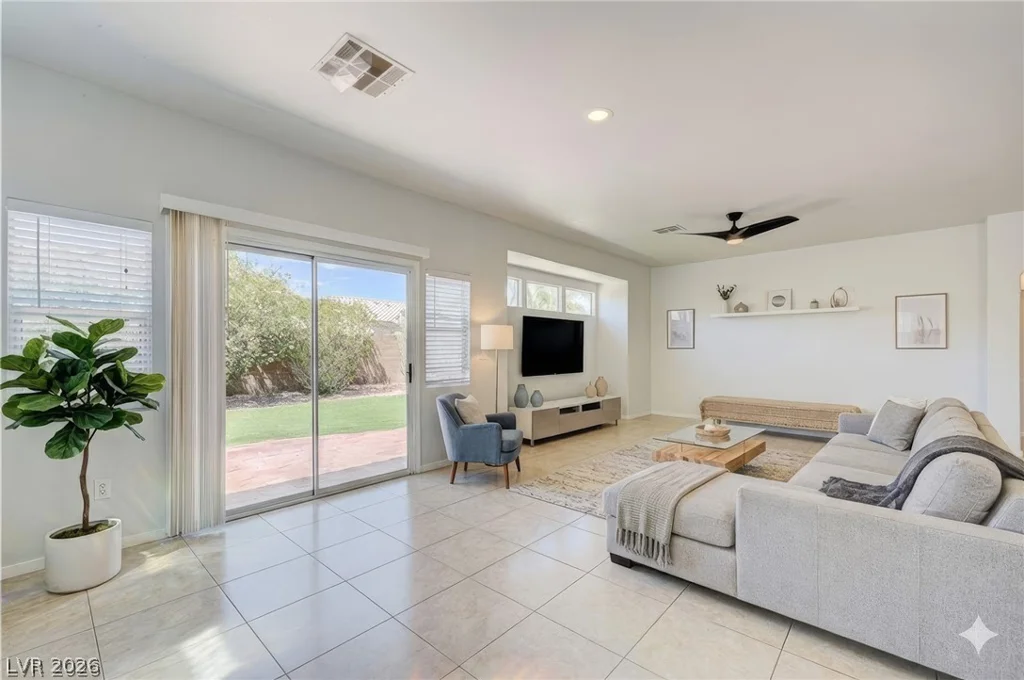 4126 Farmdale, North Las Vegas, NV 89031