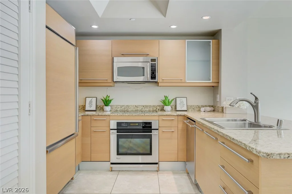222 Karen, Las Vegas, NV 89109