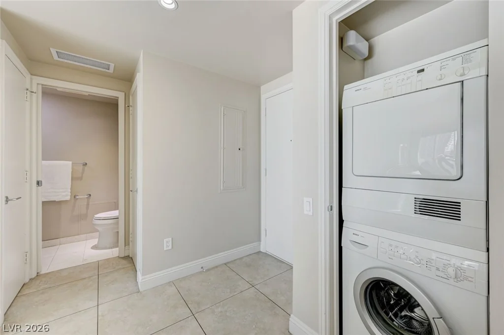 222 Karen, Las Vegas, NV 89109