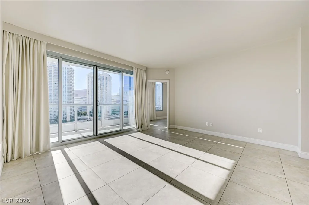 222 Karen, Las Vegas, NV 89109