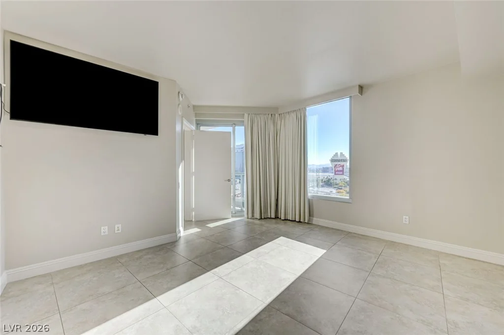 222 Karen, Las Vegas, NV 89109