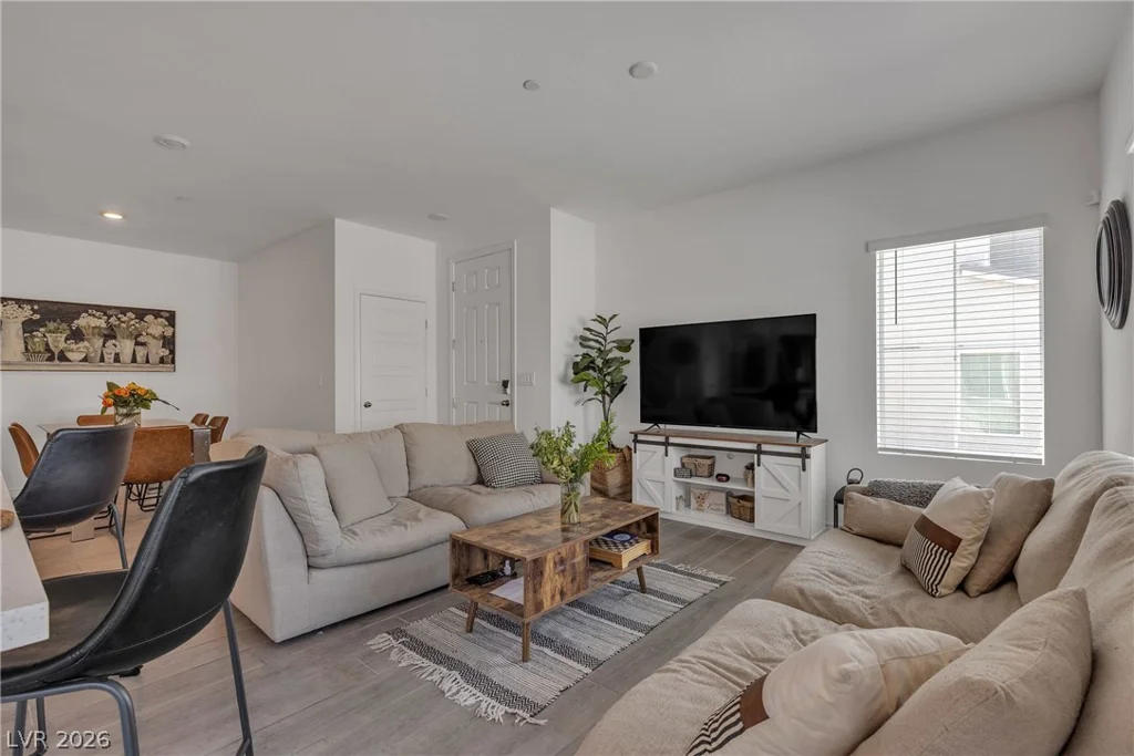 236 Callen Falls, Henderson, NV 89011