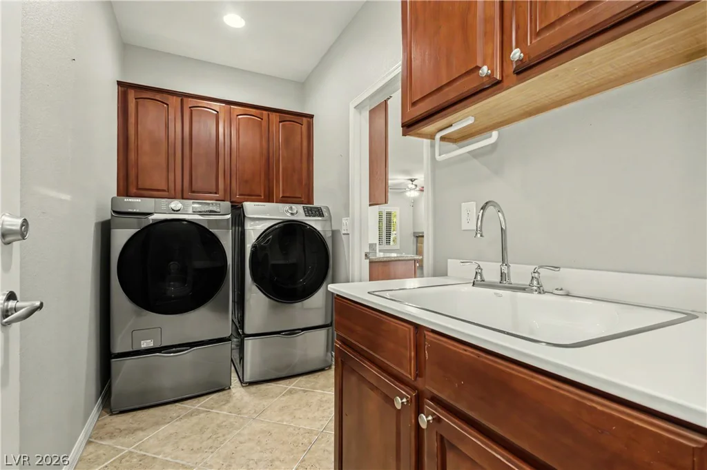 2127 Waterton Rivers, Henderson, NV 89044