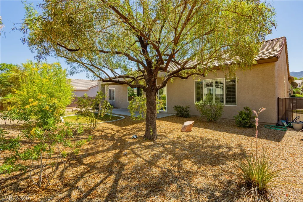 2127 Waterton Rivers, Henderson, NV 89044
