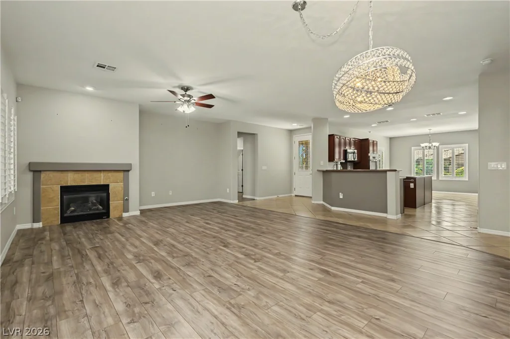 2127 Waterton Rivers, Henderson, NV 89044
