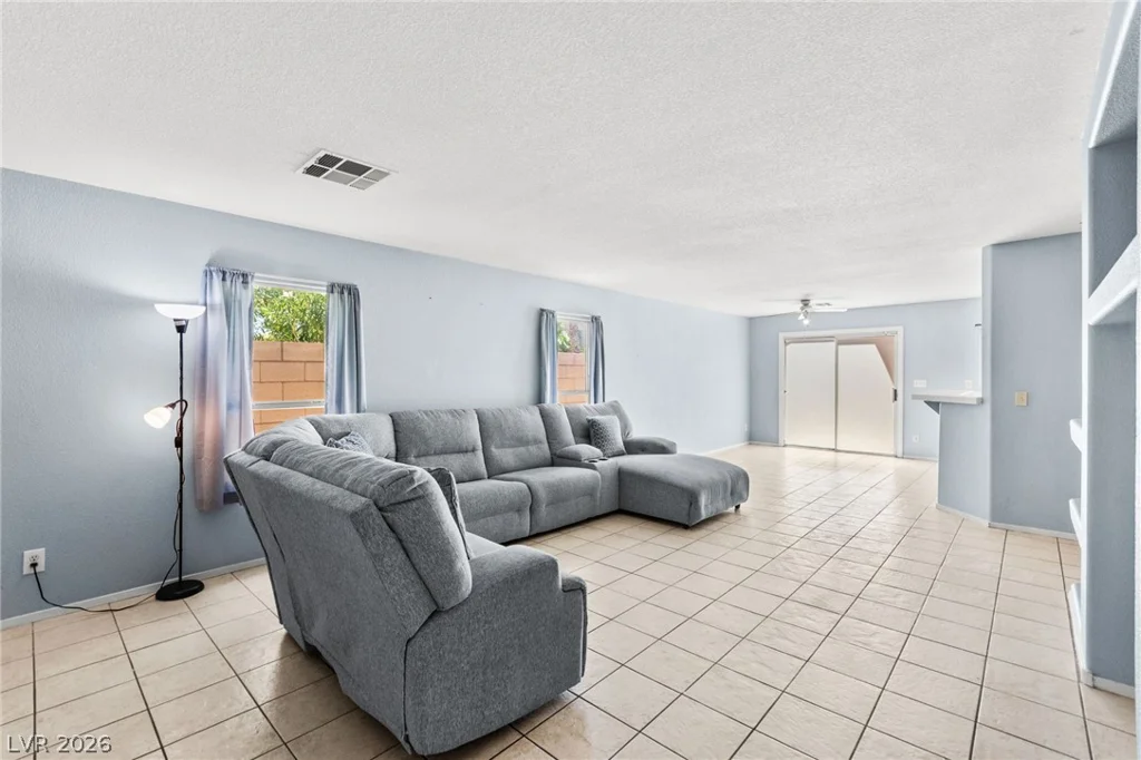 8117 Lilac Harbor, Las Vegas, NV 89143