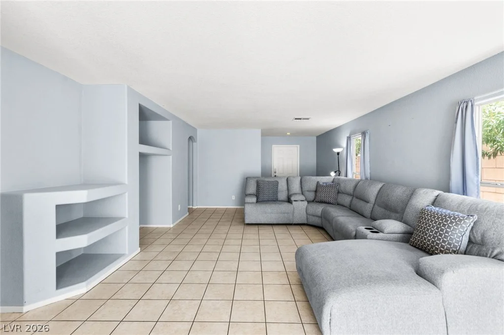 8117 Lilac Harbor, Las Vegas, NV 89143