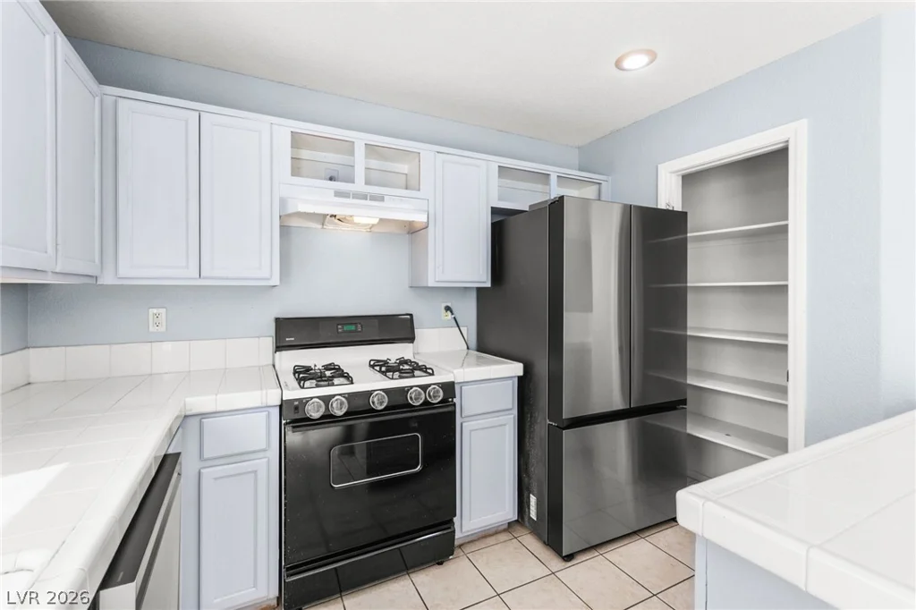8117 Lilac Harbor, Las Vegas, NV 89143