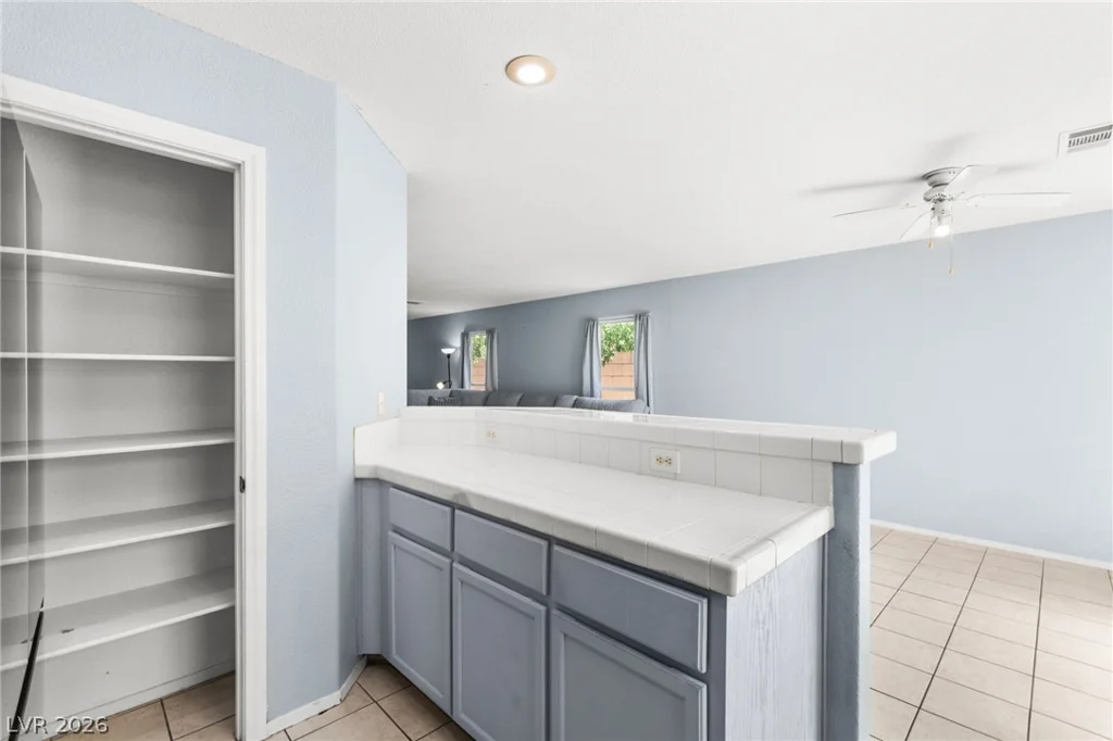 8117 Lilac Harbor, Las Vegas, NV 89143