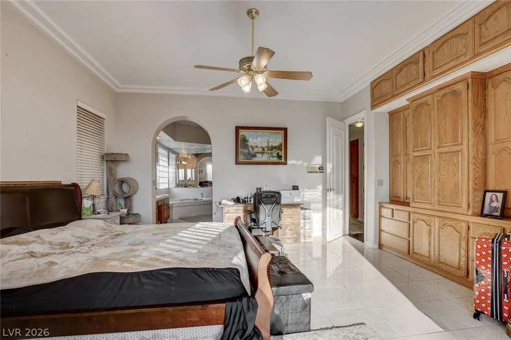 1881 Claudine, Las Vegas, NV 89156