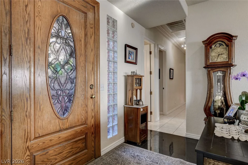 1881 Claudine, Las Vegas, NV 89156