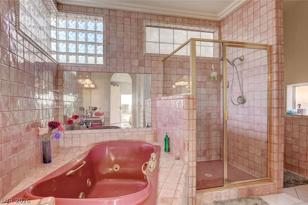 1881 Claudine, Las Vegas, NV 89156