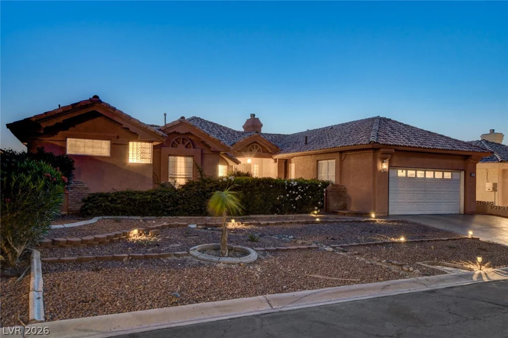 1881 Claudine, Las Vegas, NV 89156