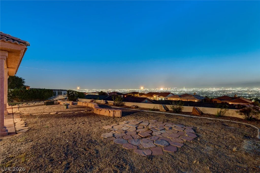 1881 Claudine, Las Vegas, NV 89156