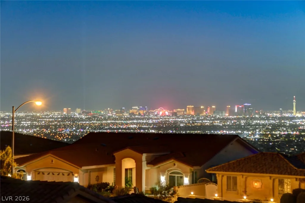 1881 Claudine, Las Vegas, NV 89156
