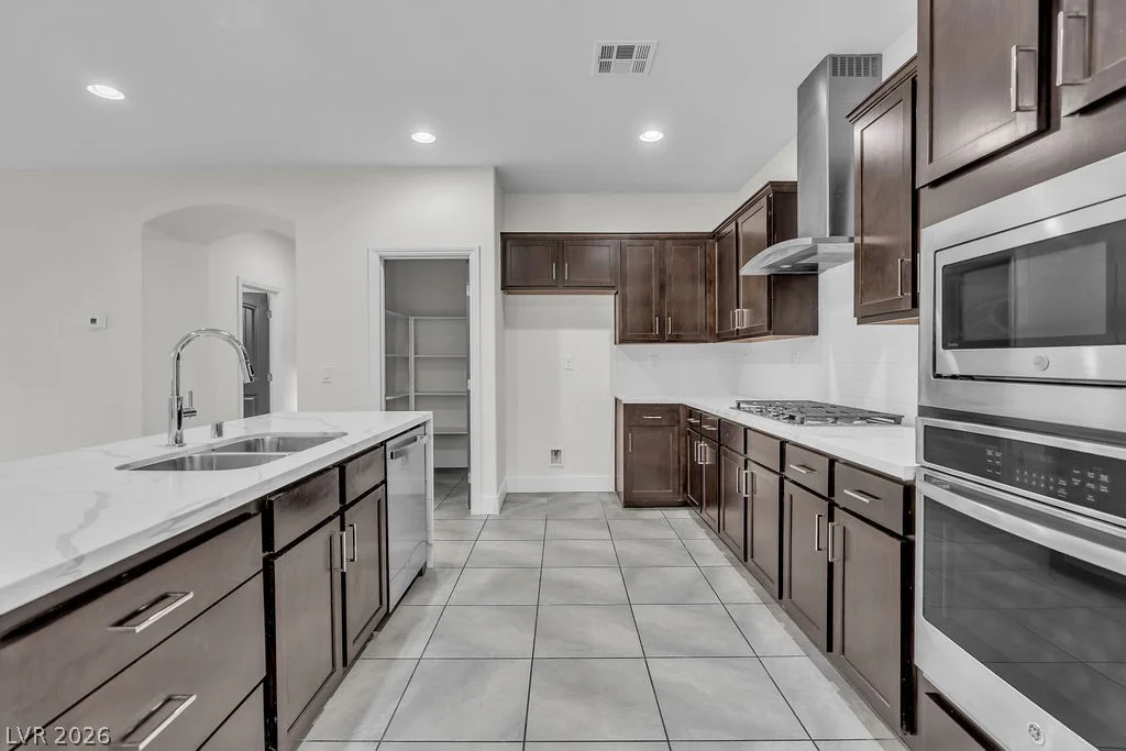 6983 Bering Strait, Las Vegas, NV 89179
