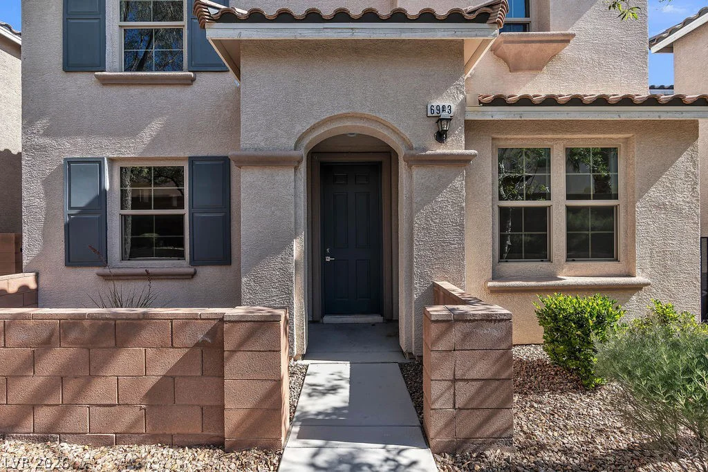 6983 Bering Strait, Las Vegas, NV 89179