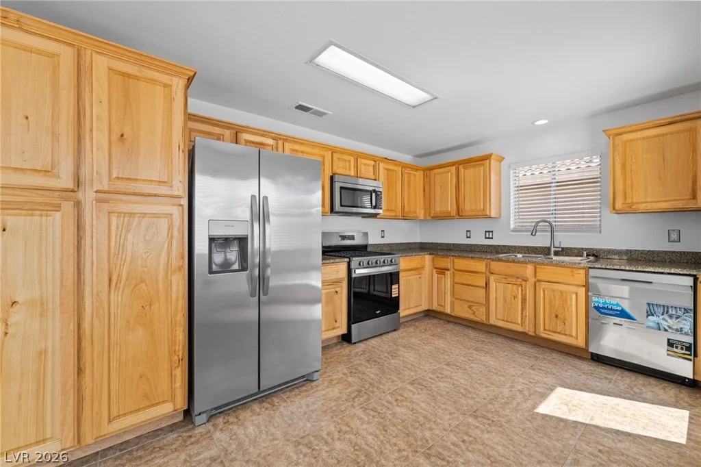 1925 Falcon Ridge, Las Vegas, NV 89142