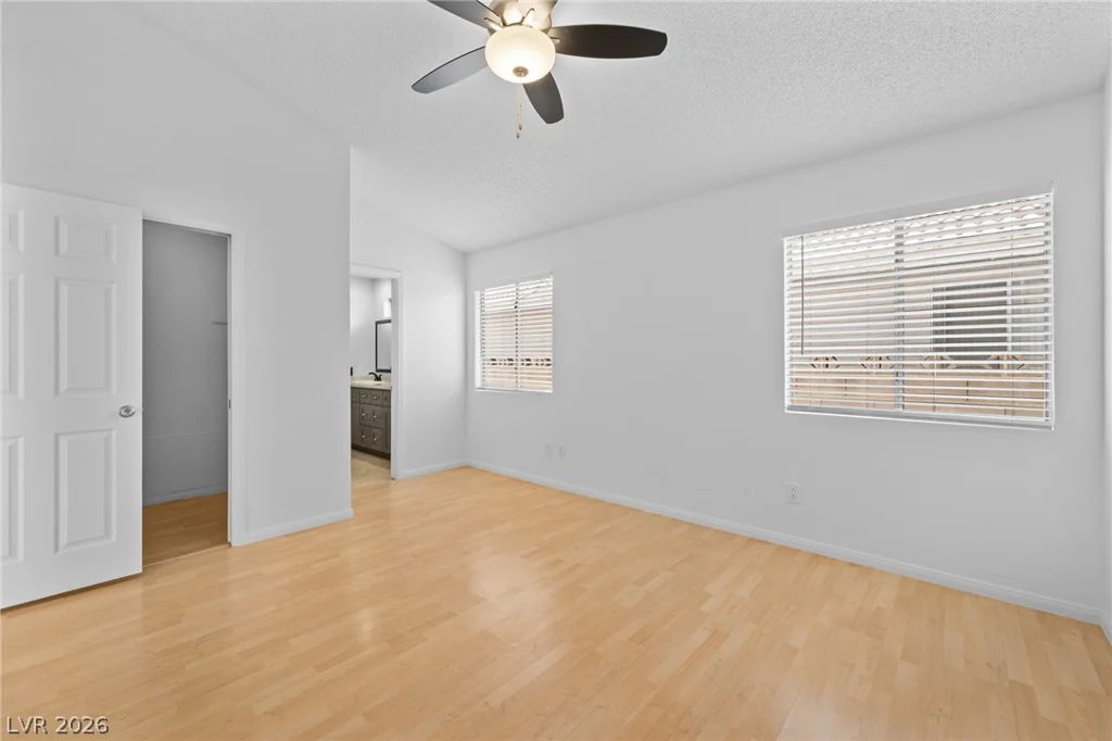 1925 Falcon Ridge, Las Vegas, NV 89142