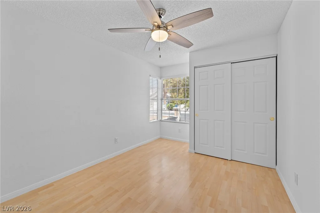 1925 Falcon Ridge, Las Vegas, NV 89142