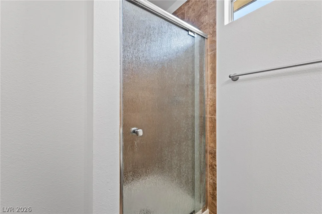 1925 Falcon Ridge, Las Vegas, NV 89142