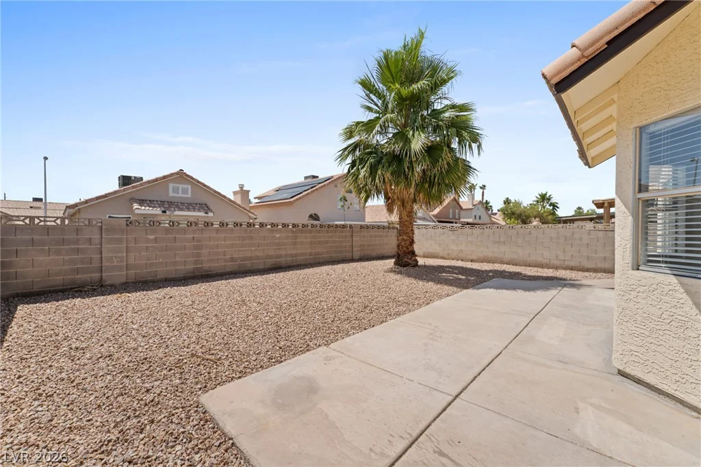 1925 Falcon Ridge, Las Vegas, NV 89142