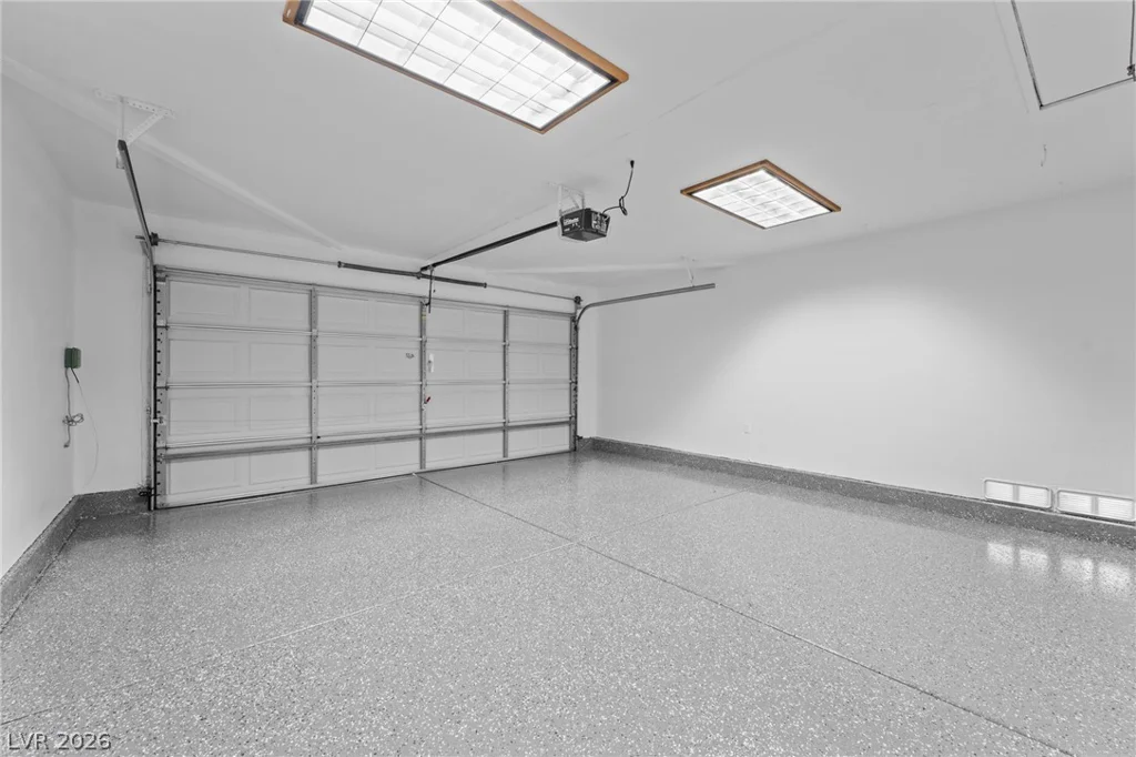 1925 Falcon Ridge, Las Vegas, NV 89142