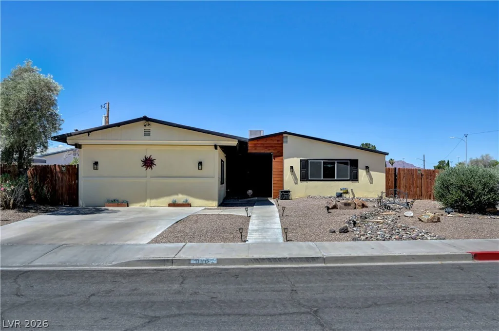 1102 Arapaho, Boulder City, NV 89005
