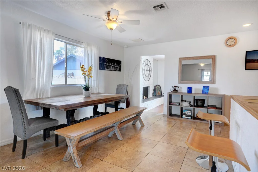 220 Moller, Las Vegas, NV 89107