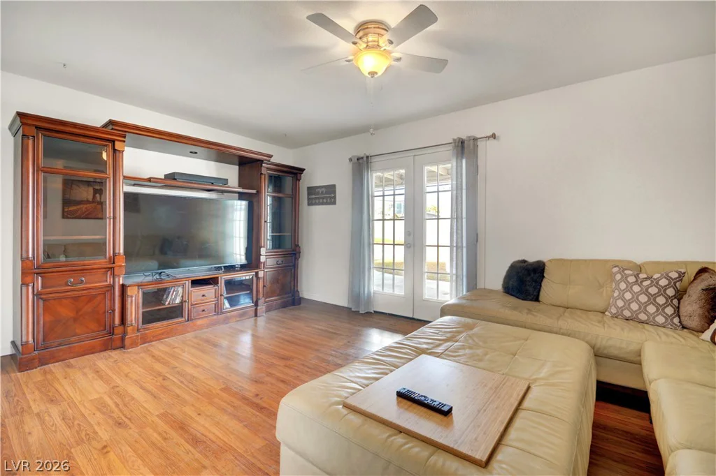 220 Moller, Las Vegas, NV 89107