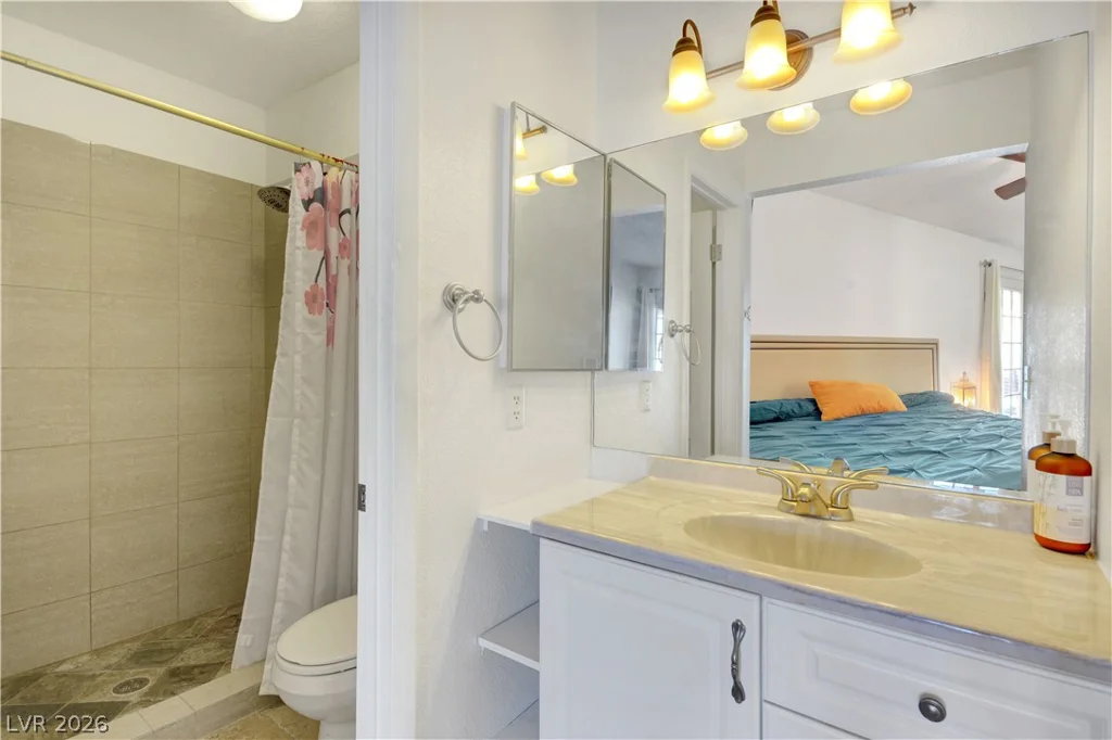 220 Moller, Las Vegas, NV 89107