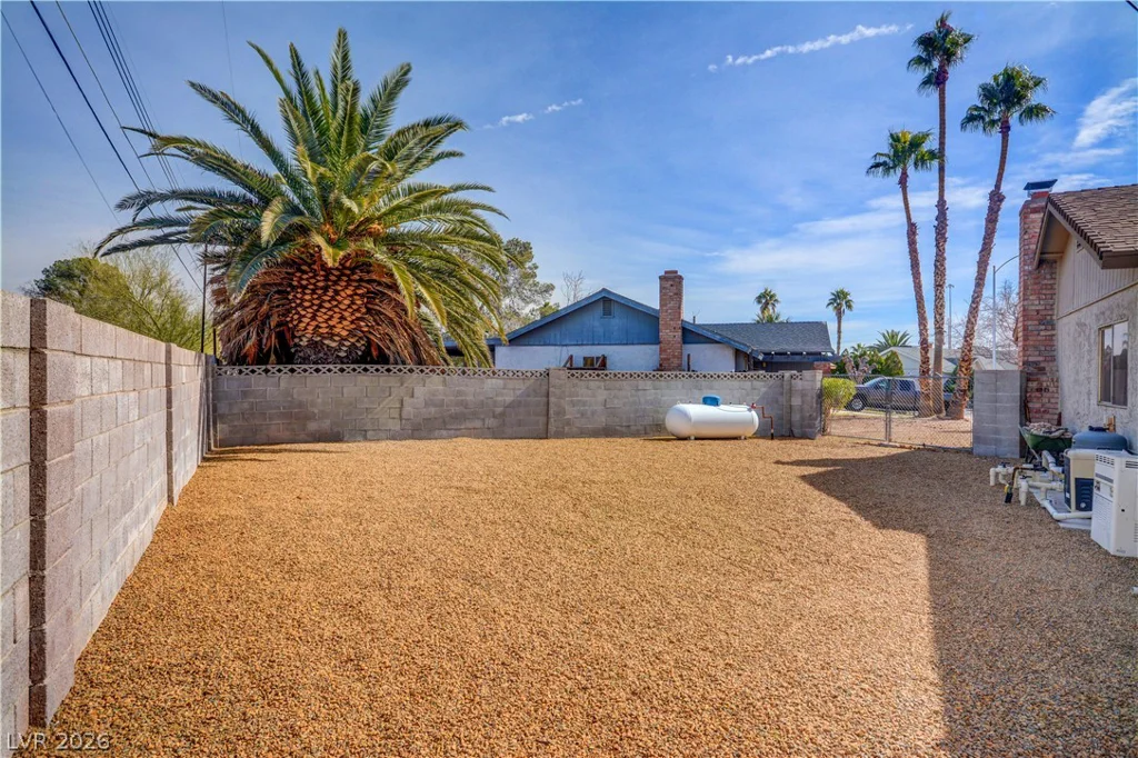 220 Moller, Las Vegas, NV 89107