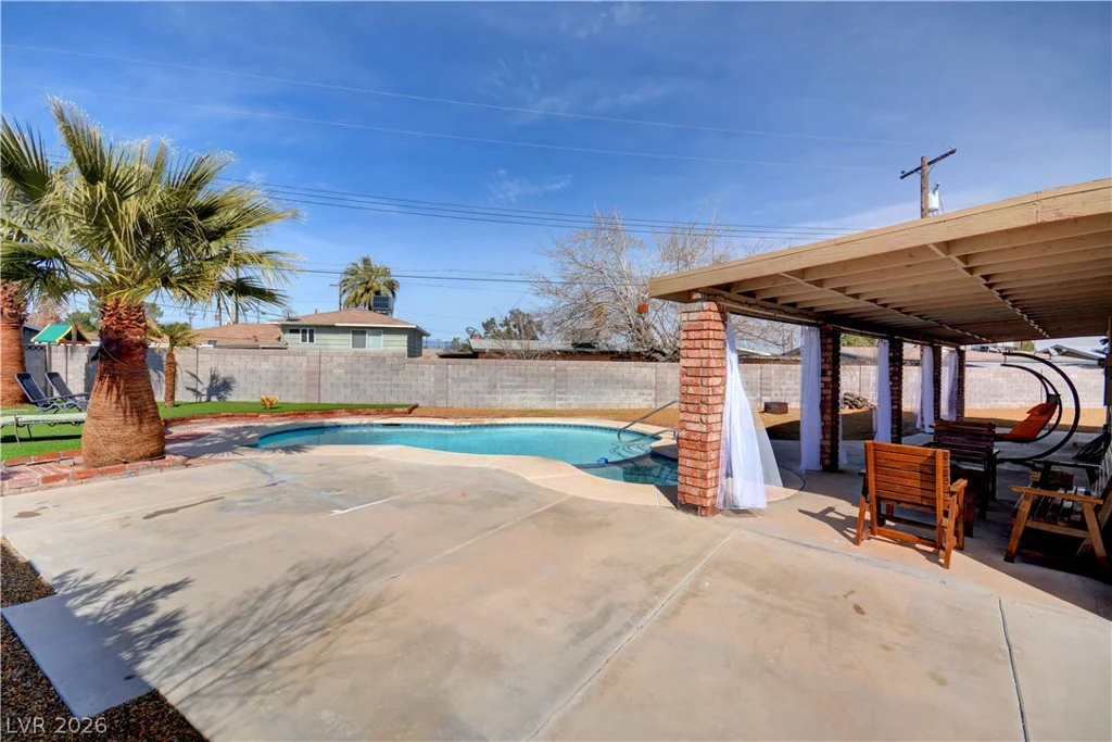 220 Moller, Las Vegas, NV 89107