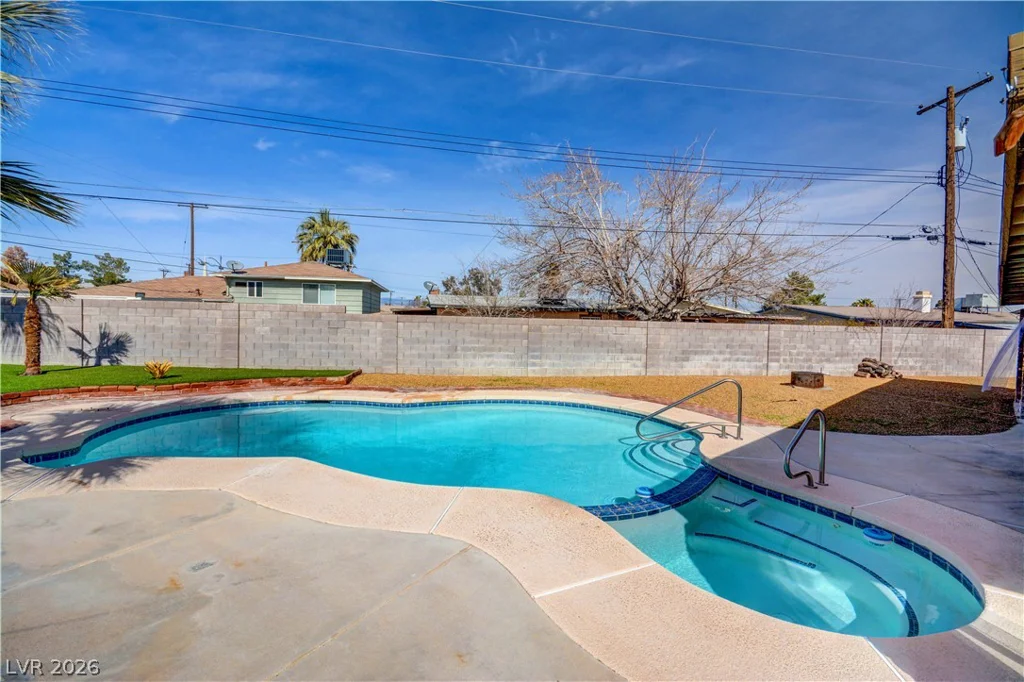 220 Moller, Las Vegas, NV 89107