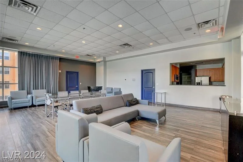 56 Serene, Las Vegas, NV 89123
