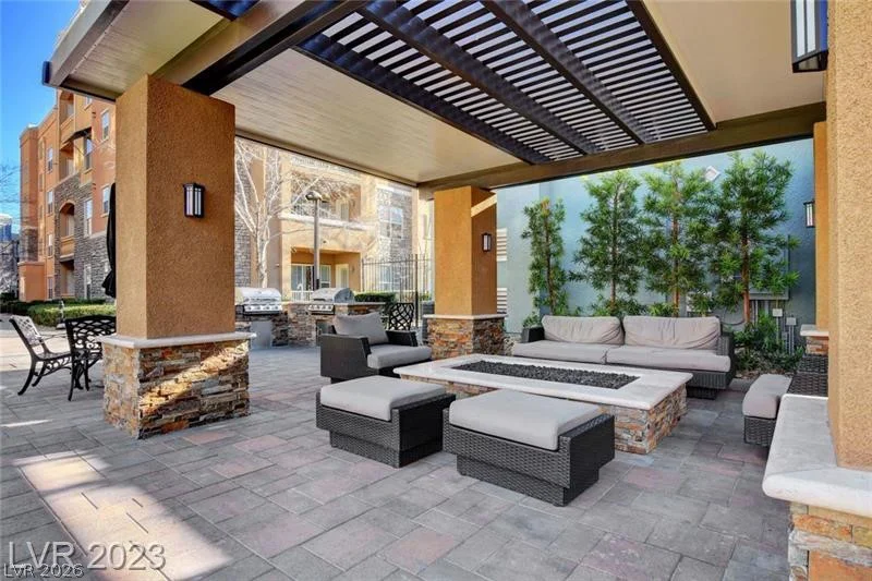 56 Serene, Las Vegas, NV 89123