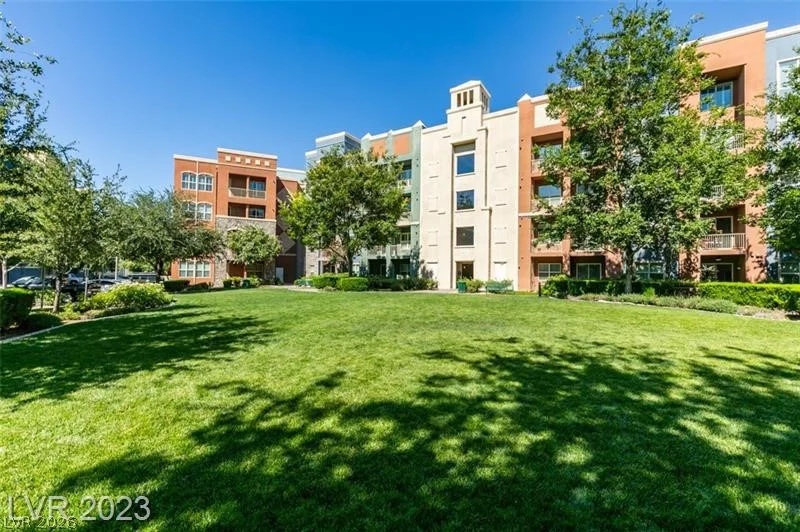 56 Serene, Las Vegas, NV 89123