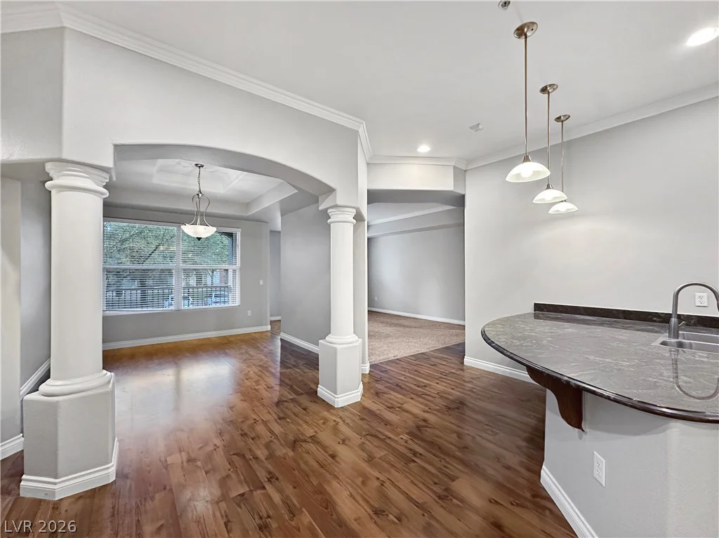 56 Serene, Las Vegas, NV 89123