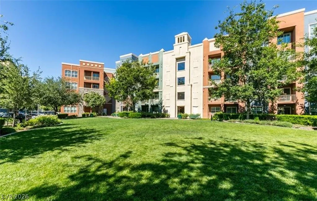 56 Serene, Las Vegas, NV 89123