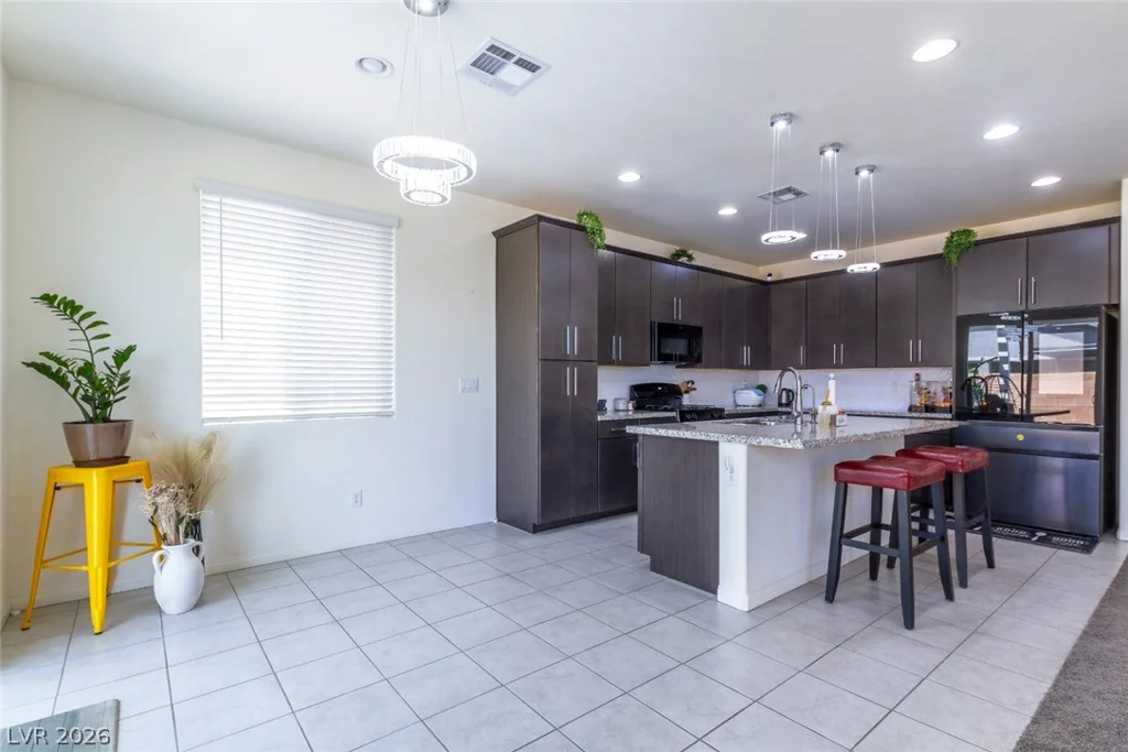 10048 Spelter, Las Vegas, NV 89183