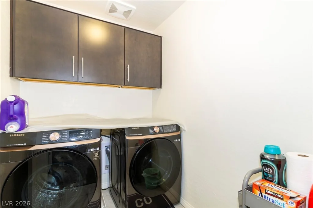 10048 Spelter, Las Vegas, NV 89183