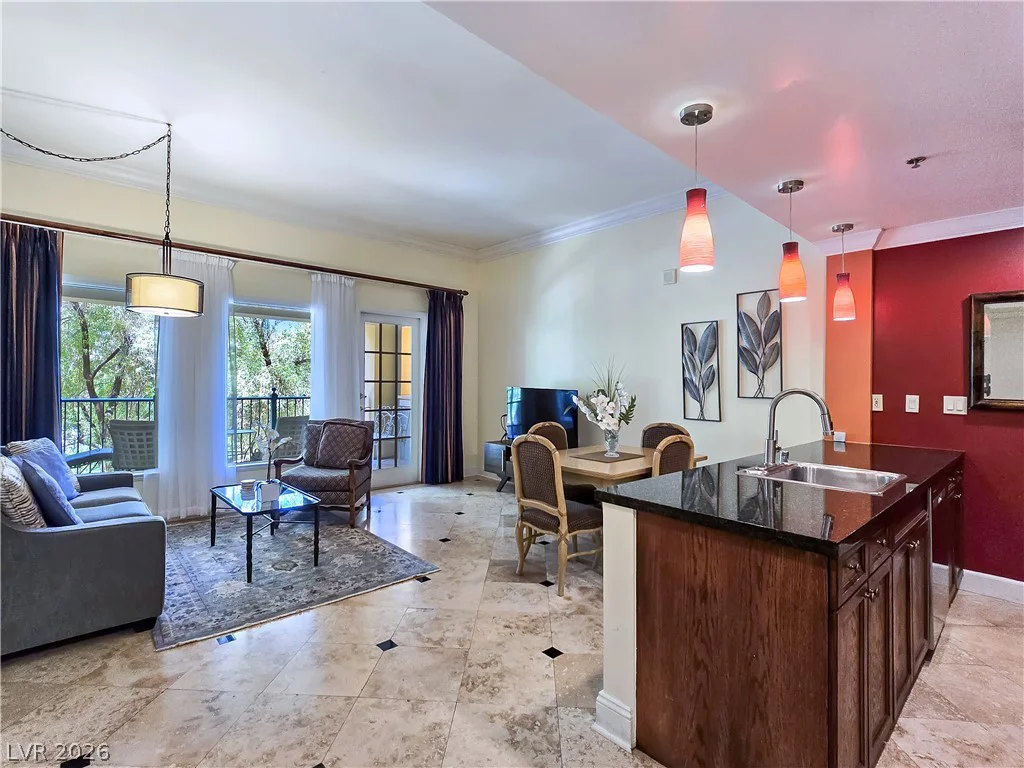 30 Strada Di Villaggio, Henderson, NV 89011