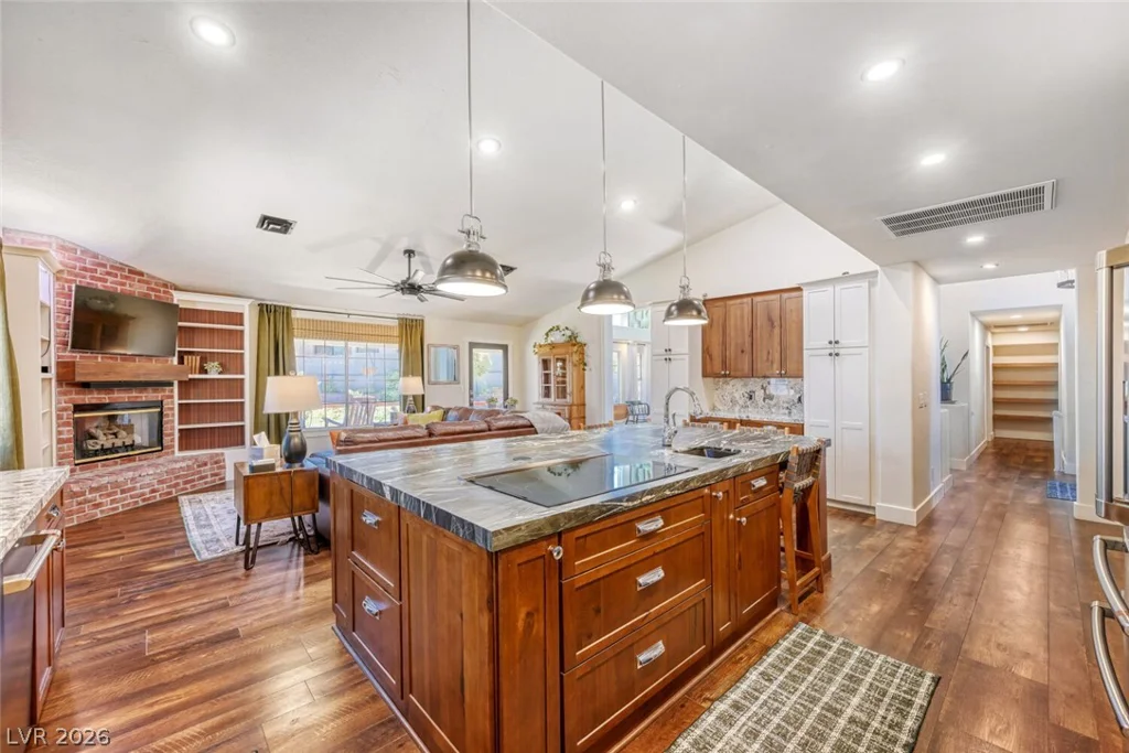 5965 Grand Canyon, Las Vegas, NV 89149