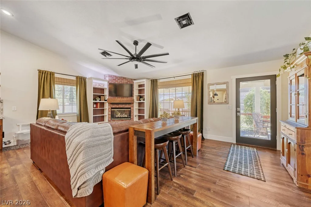 5965 Grand Canyon, Las Vegas, NV 89149