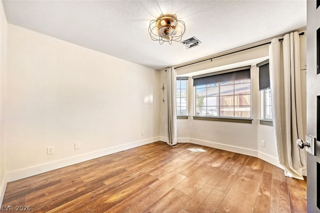 5965 Grand Canyon, Las Vegas, NV 89149
