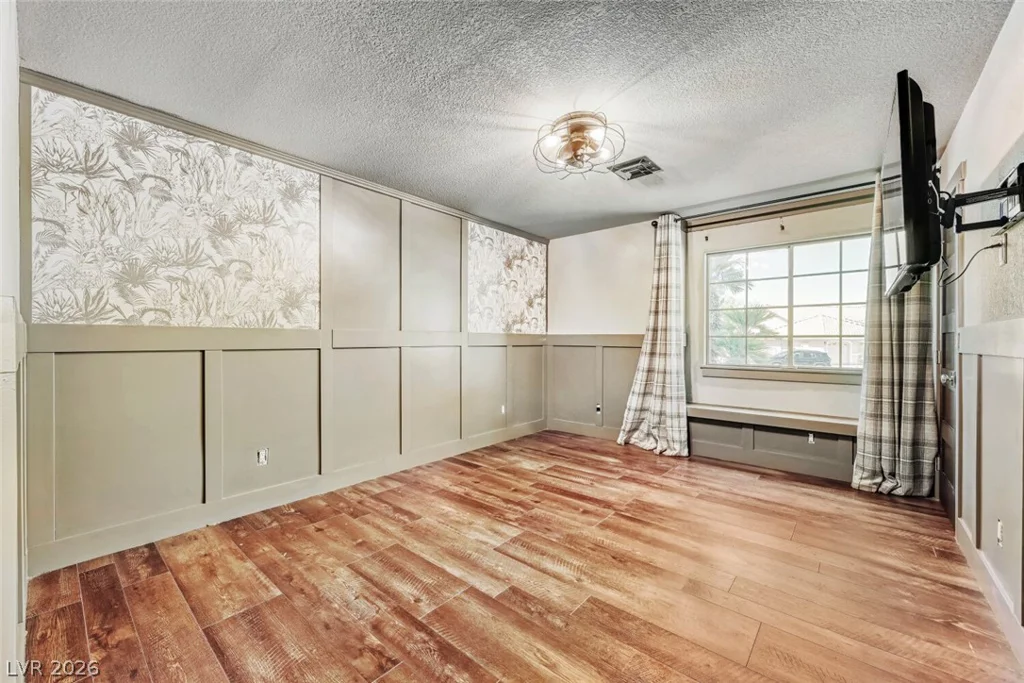 5965 Grand Canyon, Las Vegas, NV 89149